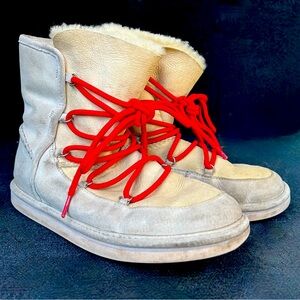 UGG White Lodge Boots, Size 8, White with Red Laces, UGG Boots